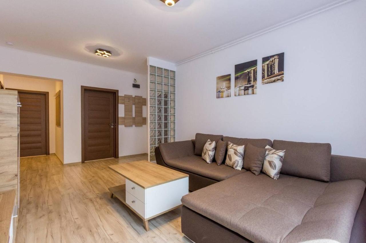 Spacious And Quiet 2 Bedroom Apartment Cluj-Napoca Exterior foto